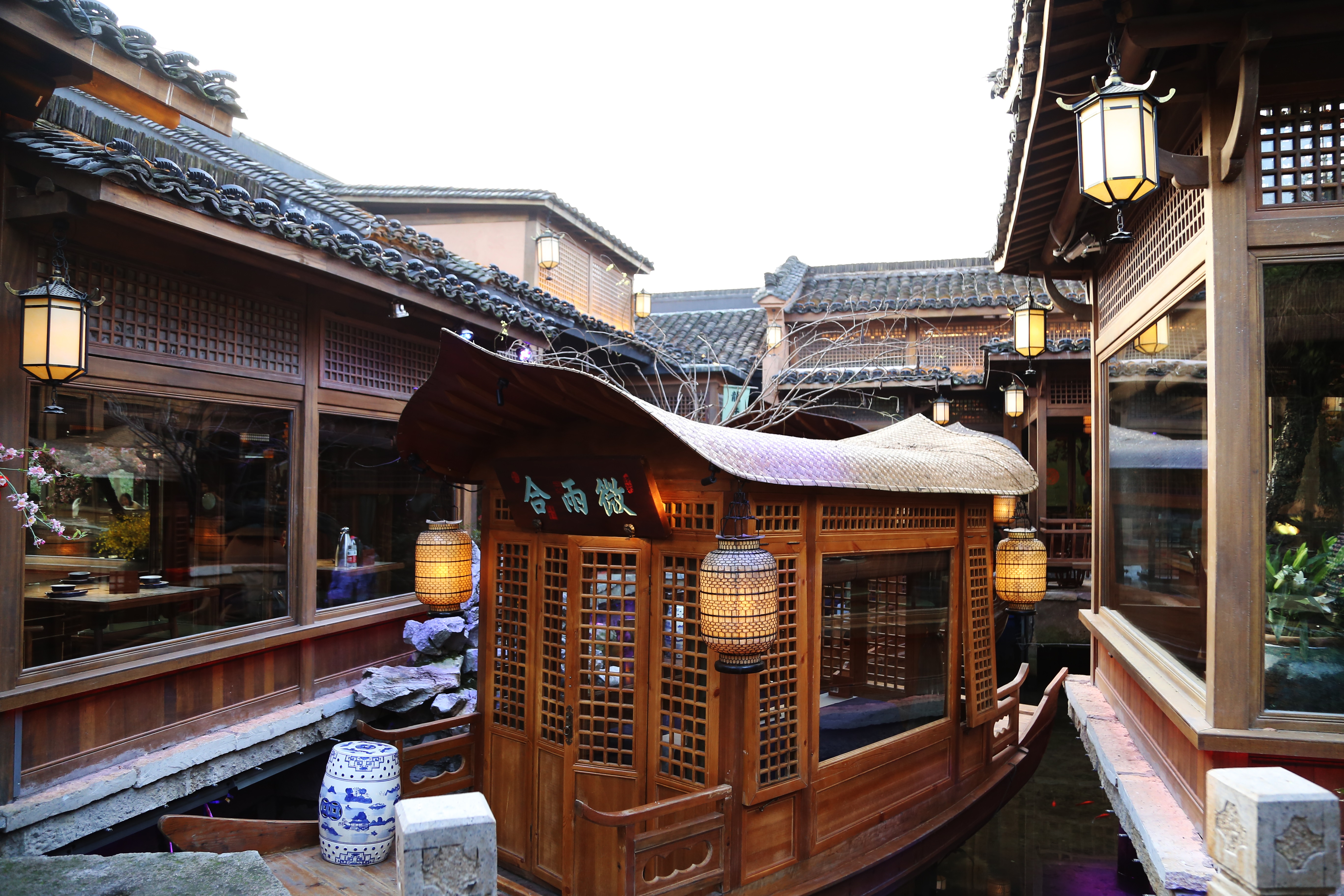 绿茶餐厅(龙井船宴· 品牌总店)