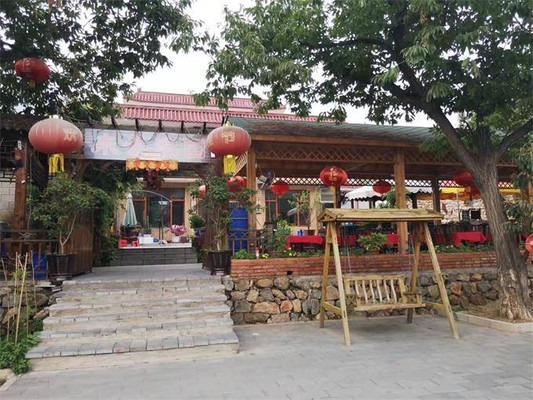 北京怀柔雁栖湖来子家园农家院,农家菜几十道,虹鳟鱼刺身更绝!