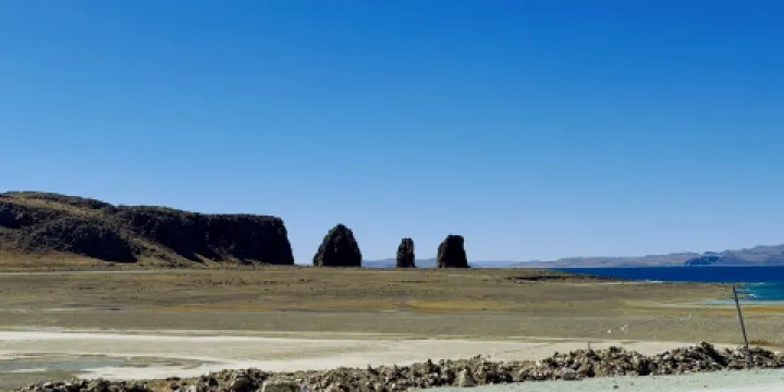 聖象天門三生石