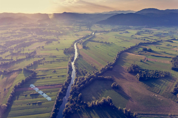 欧洲小国很无聊？一天走遍全国主要景点，消费比传闻低一半