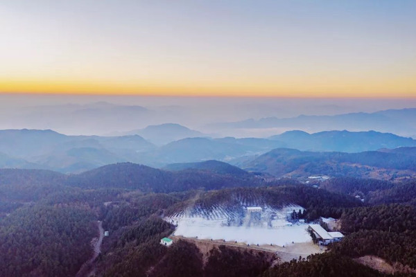 宁波春节好去处，这个年还是得来四明山，下雪的冬天才有仪式感