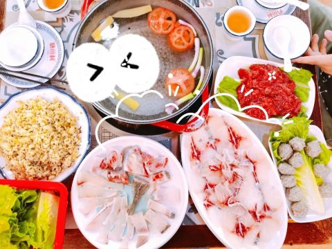 塘鱼村·脆肉鲩鱼火锅(万江店)