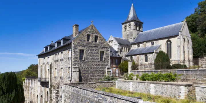 格拉維爾修道院