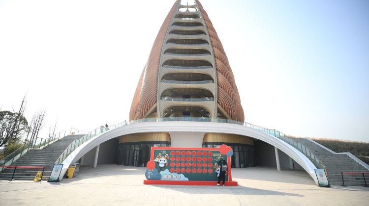 5-day 4-night · Group Tours · Chengdu + Dujiangyan + Dujiangyan Scenic Area + Chengdu Research Base of Giant Panda Breeding
