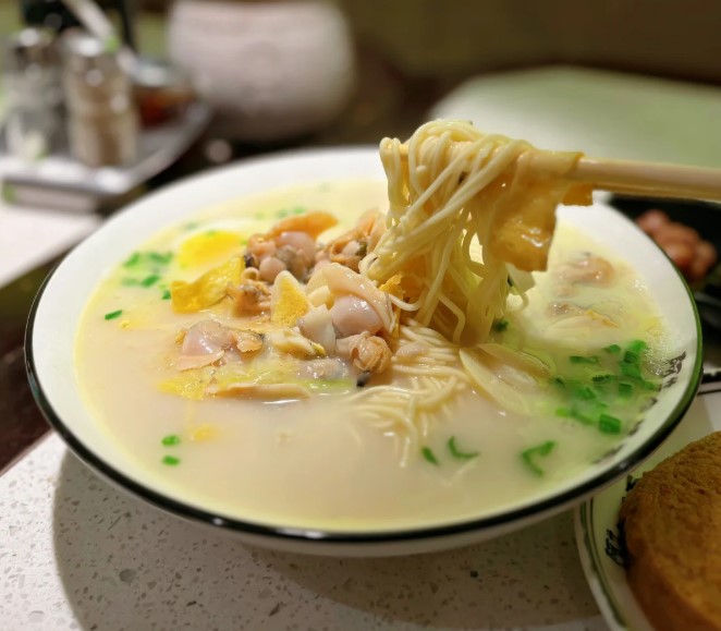 阿达师傅鱼汤面