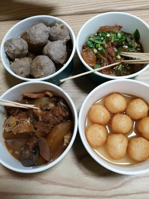 驰名广州三十载的阿婆牛杂在南宁开分店了,就在建政路美食街