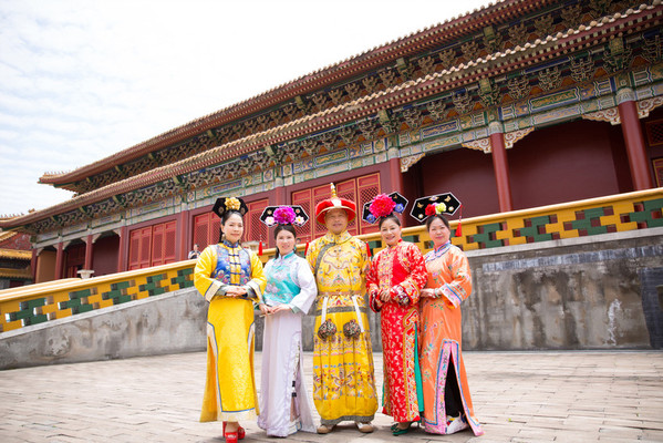 东阳横店穿越之旅----体验清朝宫廷晚宴