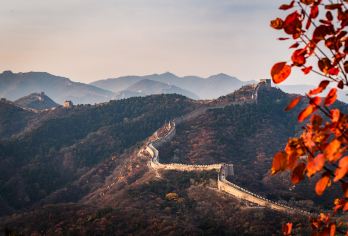 八达岭长城+定陵一日游【体验不到长城非好汉的豪迈+深度讲解】【雄伟的景观、完善的设施和深厚的文化历史内涵而著称于世】