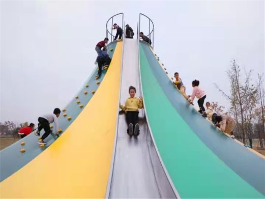 松鼠咔咔探索乐园