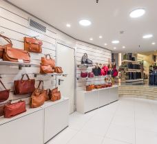 意大利罗马三越百货公司-罗马