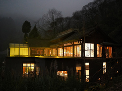 青城山游记图片] 青城山藏了个神仙民宿，看云海、睡进大自然，领略一年四季的浪漫！