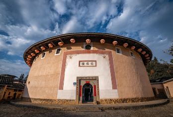 【泉州出发】福建永定高北土楼王景区一日游+纯玩不拼团【[专属服务]1单1车，一台车一整天只为您服务 ，不拼团告别拥挤，上门接送更省心，天天发团灵活选】