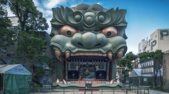 难波八坂神社