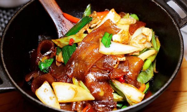 觅庭创意餐厅(龙奥万科店)