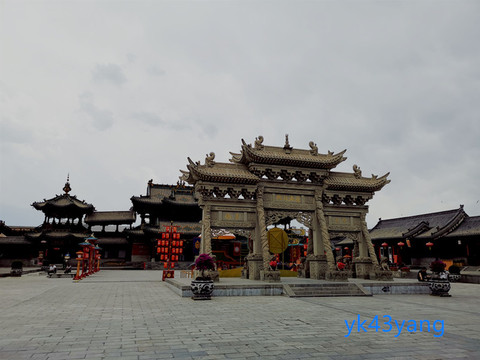 兄弟姐妹山西行（24）——夜遊大同古城。