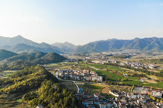 这个千年古村落，与陶渊明笔下的桃花源无异