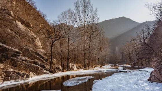 水泉溝村
