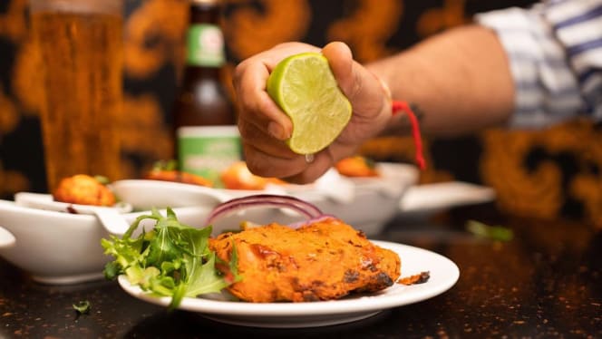 2 Fat Indians @ Doubletree Hilton餐厅图片