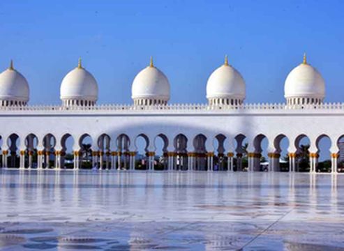 阿联酋旅游：走进首都阿布扎比（图）