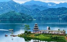 雅女湖-洪雅-吴立珍