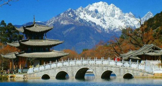 云南经典景点,附近的旅游景点有哪些?-小允趣游精心推荐