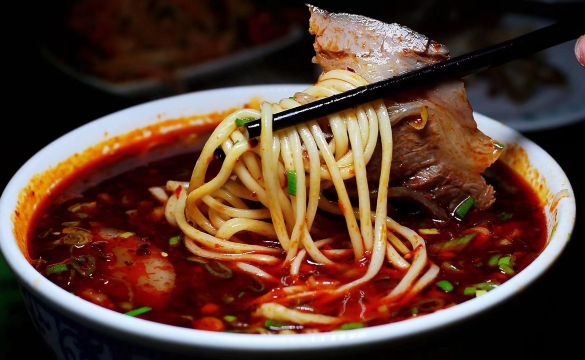 吾穆勒蓬灰牛肉面·清真(北滨河中路店)