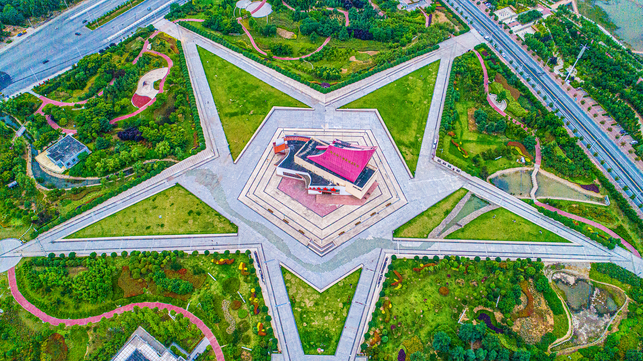 2-Day Dengzhou Tour: Tuanhe Wetland Scenery, Huazhou Academy's Cultural Charm