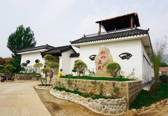 天津蓟县盘山栖竹兰苑民宿,盘山脚下徽派建筑四合院,徽派风格马头墙超有意境
