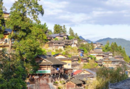 摆贝苗寨景点图片