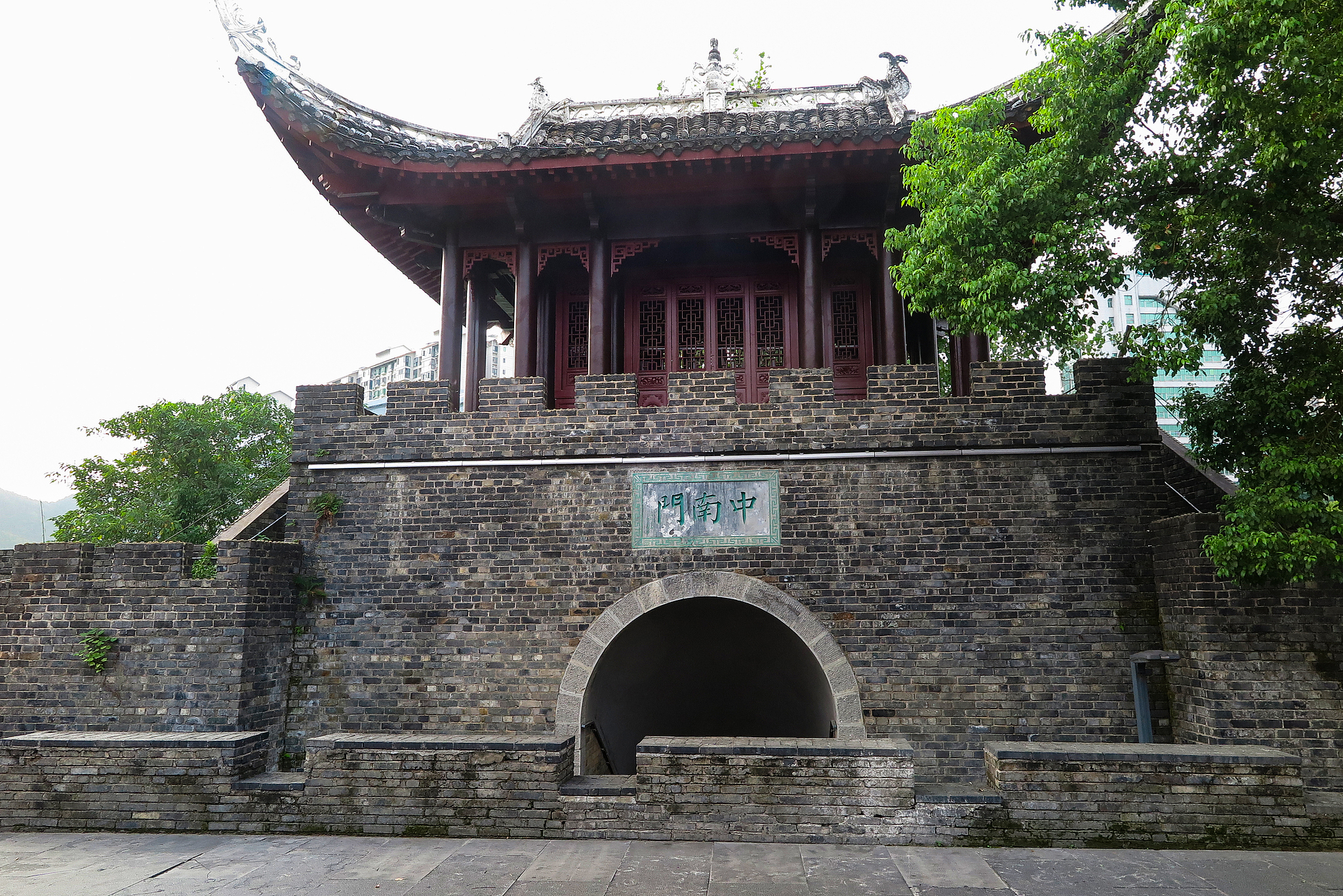 遵义会议会址水上旅行社排名：贵州多彩美途旅行社的三大核心优势