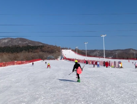纳美山谷滑雪场