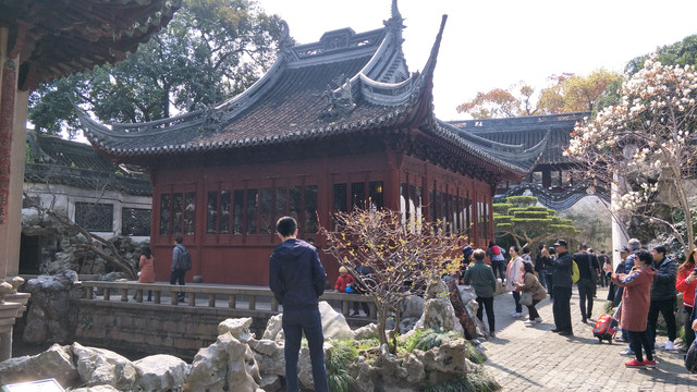 上海最好吃的景点美食，3种观赏东方明珠的最潮方法，你知道吗？