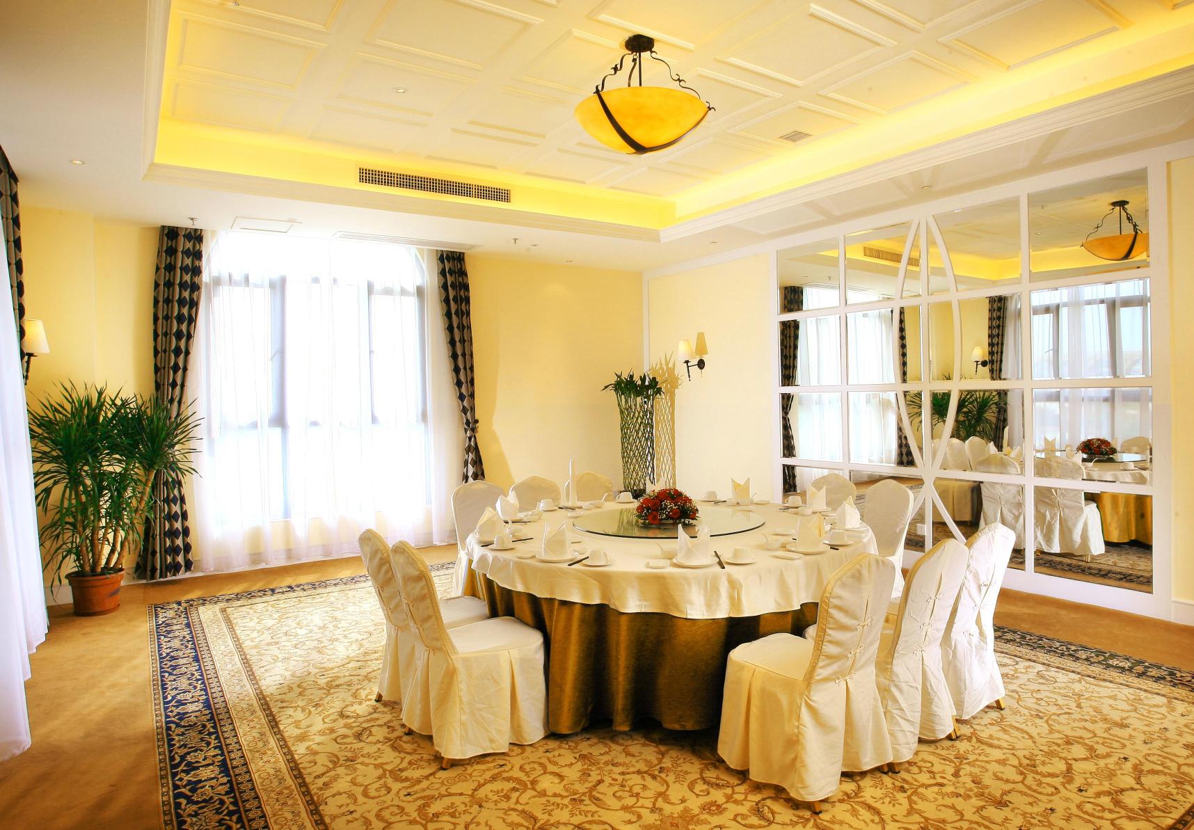 金汤湾海水温泉度假酒店餐厅餐厅图片