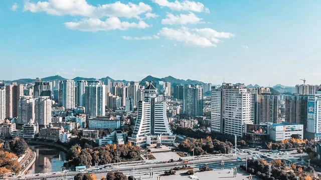 贵州这两个字,于我而言是“乡愁”