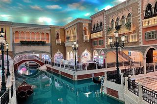 澳门购物狂欢游,血拼金沙购物城邦