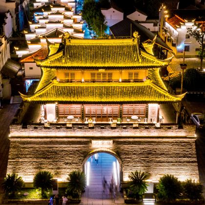 金华+婺州古城景区+古子城+八咏楼+俞源村古建筑群+万佛塔+石鹅岩+金华双龙风景旅游区3日2晚私家团