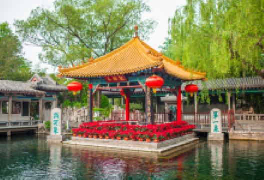 趵突泉景区景点图片