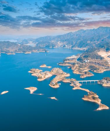 4D3N • Hangzhou + Qianjiang Lake Scenic Area + Wuzhen + Xitang Ancient Town