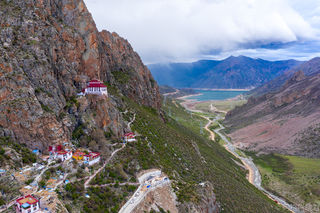 西藏拉萨，千山暮雪，只想见你