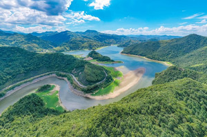 霍山游记图文-周末霍山避暑游，我爬了三座大山！