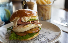 Cypress Lakes Bistro & Bar餐厅图片
