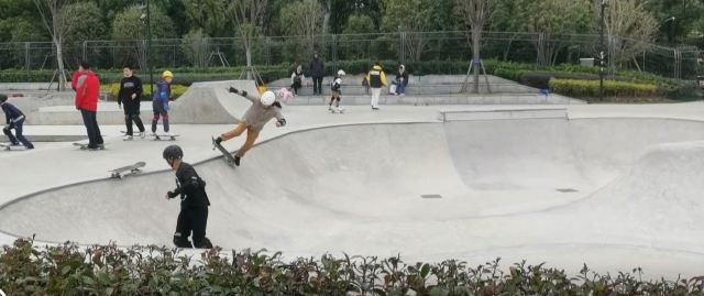 上海市滨江滑板公园旅行图片 1