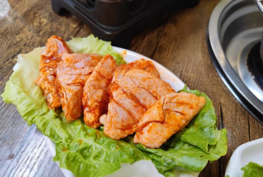 钟村那间泥炉烤肉(钟村店)