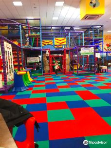 The Jet Centre - Cinema, 10 Pin Bowling, Mini Golf, Children Soft Play, Arcade.-科尔雷恩