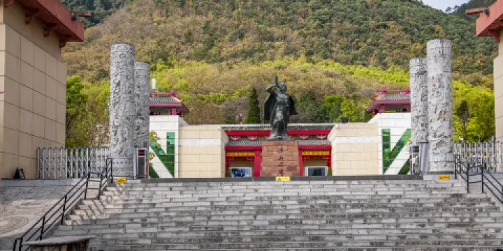 涼山彝族奴隸社會博物館