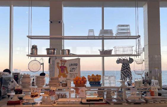 Cafe Layered Jeju Branch