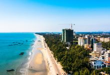 万尾金滩景点图片