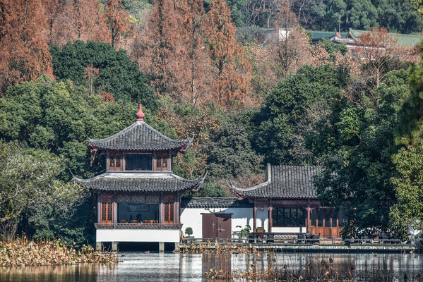 被南宋定格的杭州：满城的江南秘境，却有抹不掉的中原烙印