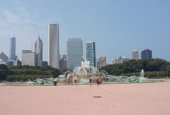 【中文包车】千禧公园+白金汉喷泉+观光游船+艺术博物馆一日游【注意：我们包车是10小时中文服务，不是友商的8小时~注意甄别~只包车-不拼车-不组团-市区上门接送】