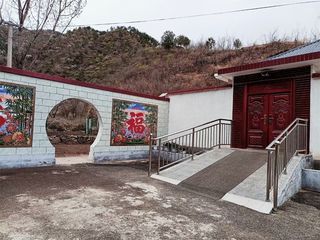 北京怀柔百里画廊天河川宝山民宿，四处院子，不同的生活环境！